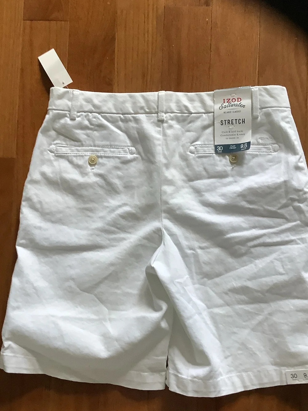 IZOD SALTWATER STRETCH Men's White Flat-Front Stretch Cotton Shorts
